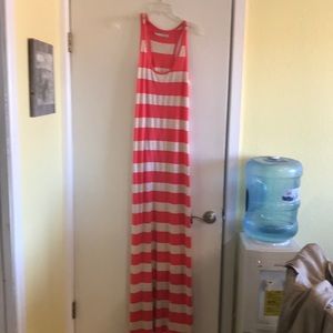 Women’s maxi dress
